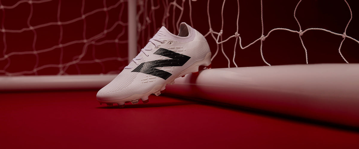 New Balance Tekela V4+ Pro Low-Cut FG