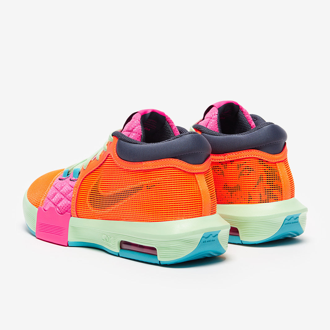 Nike LeBron Witness 8
