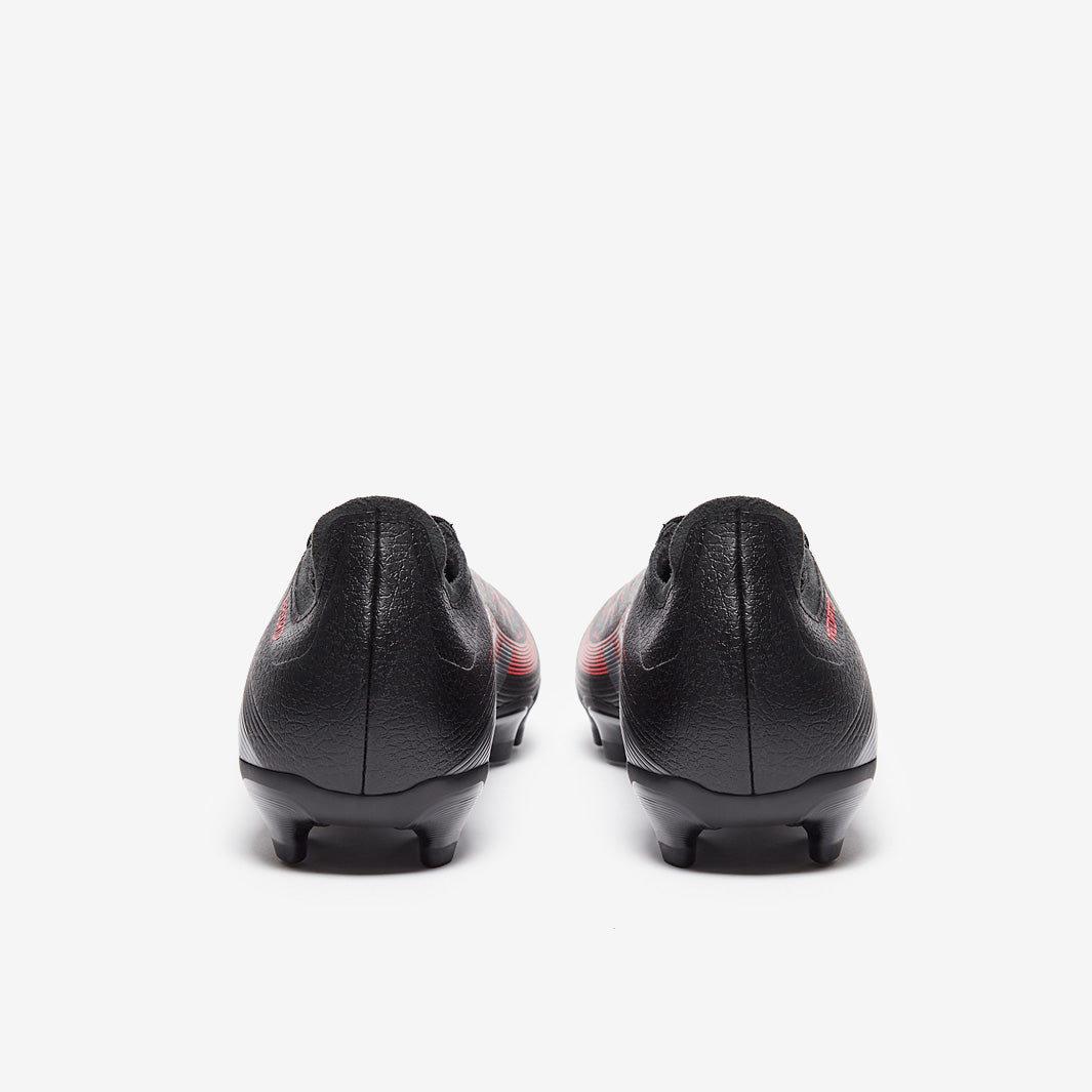 adidas Predator League MG