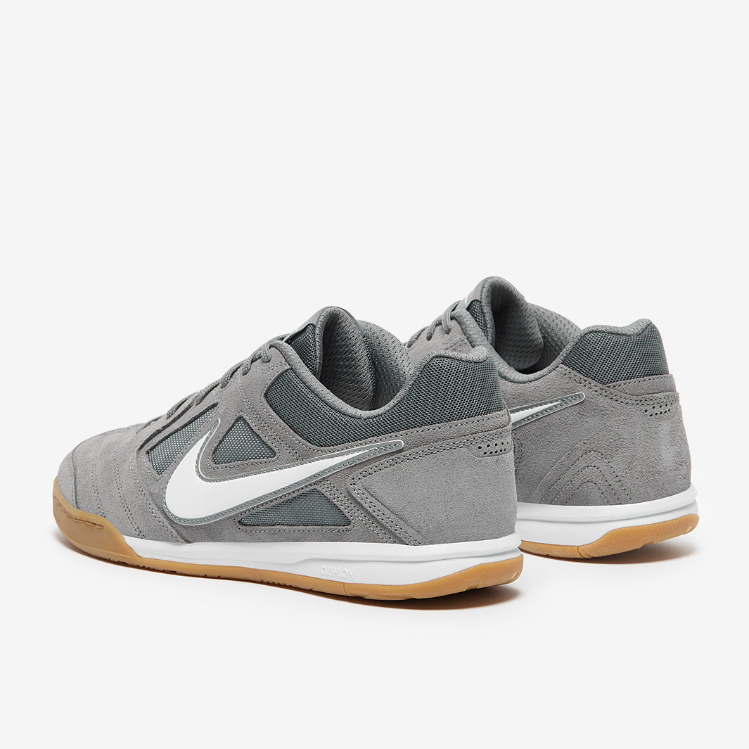 Nike Sportswear Gato