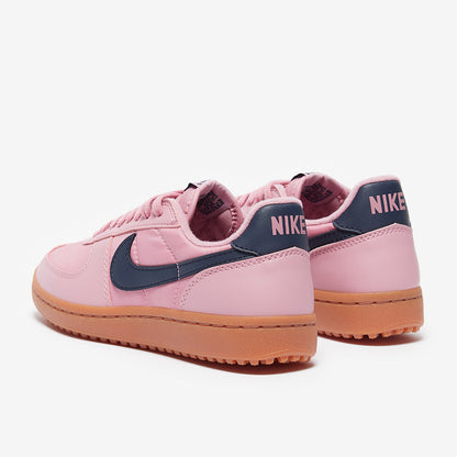 Nike Sportswear Womens Field General