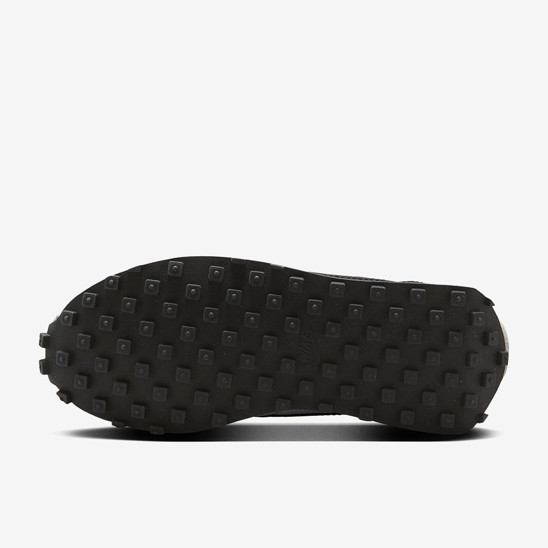 Nike Sportswear Womens LD-1000