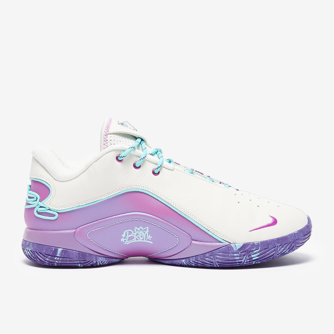 Nike Lebron XXII