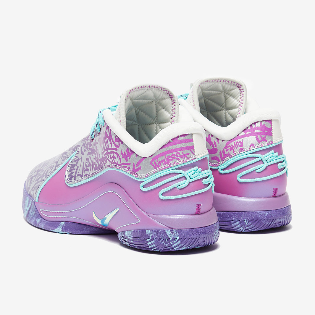 Nike Lebron XXII