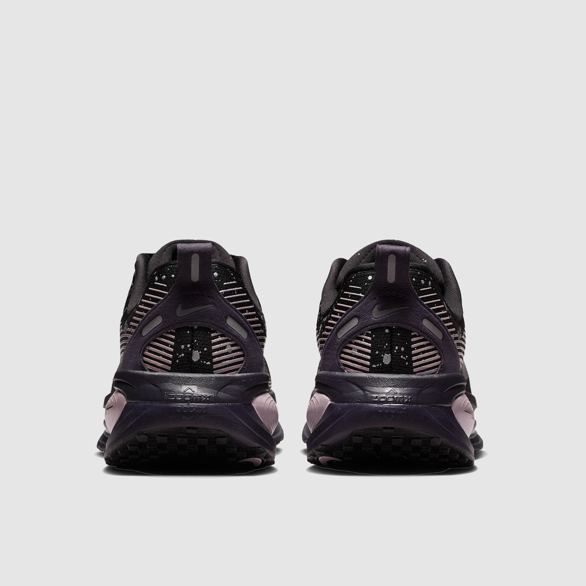 Nike Womens Vomero 18