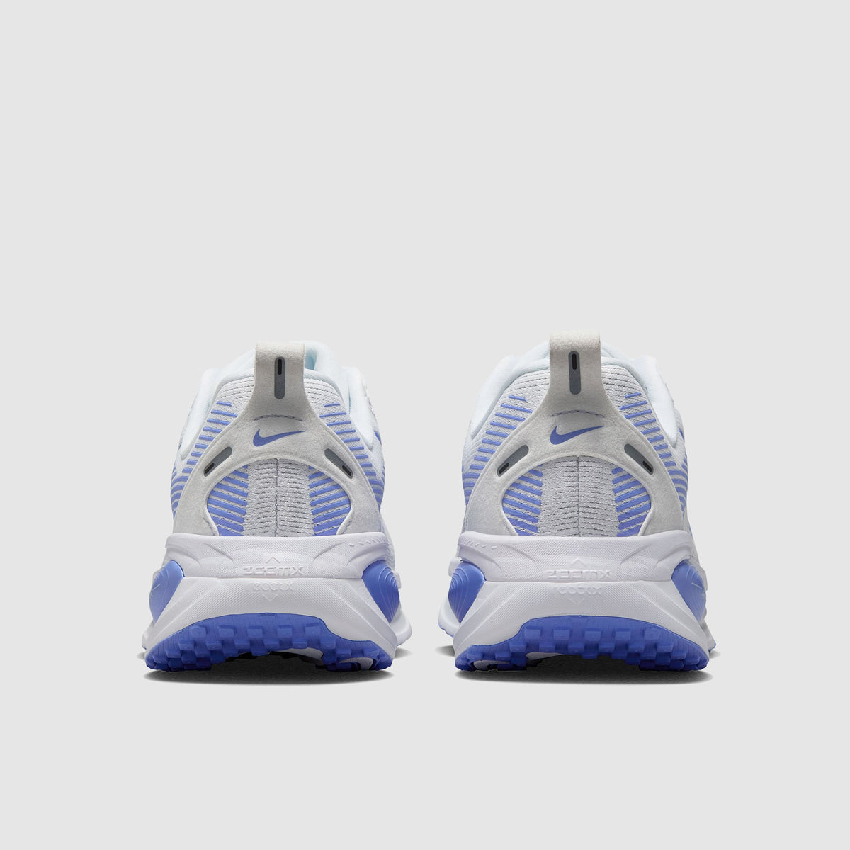 Nike Womens Vomero 18