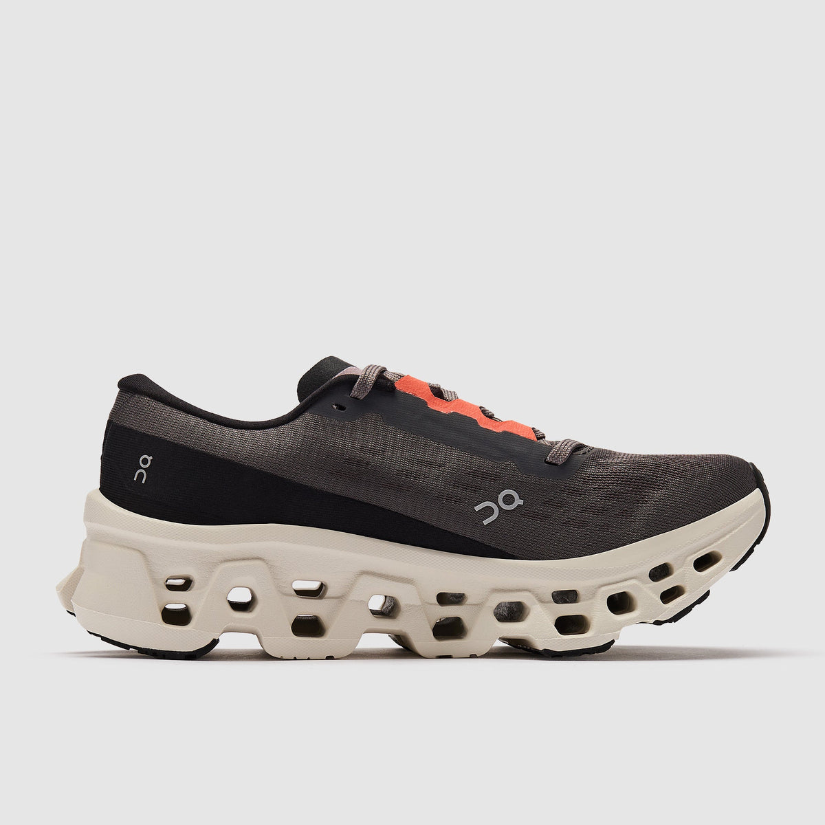 On Womens Cloudmonster 3