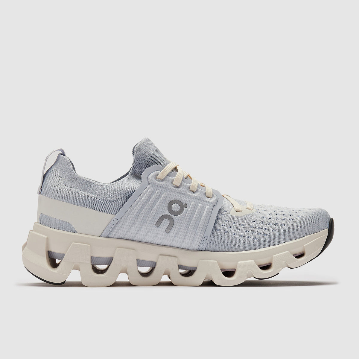 On Womens Cloudswift 4
