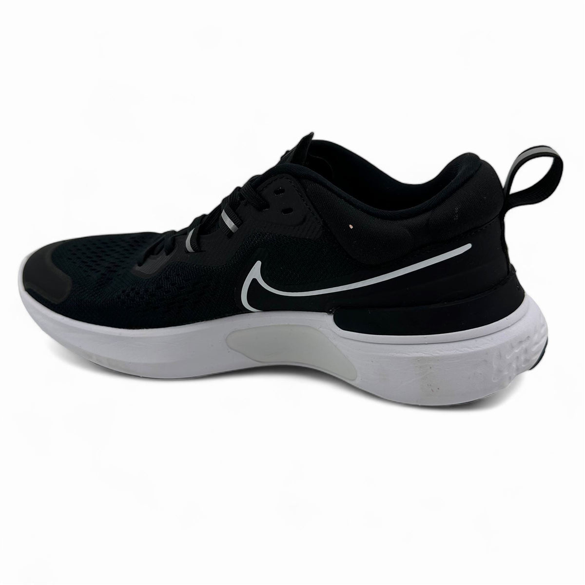 Nike React Miler 2 Black White Smoke Grey Mens Size 8.5 Athletic Sneaker