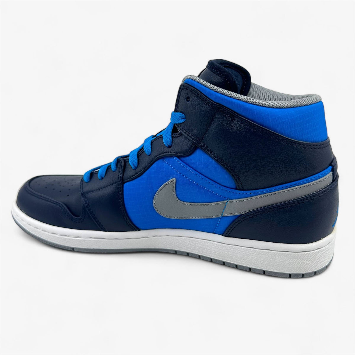 Jordan Air Jordan 1 Phat Obsidian Stealth Photo Blue White Mens Sneaker