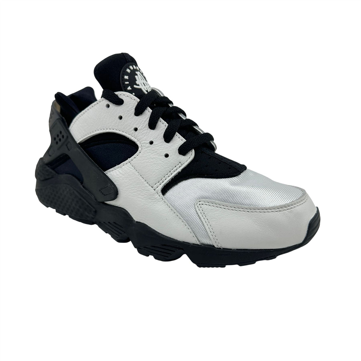 Nike Air Huarache White Black Mens Athletic Panda Sneaker