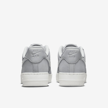 Nike Sportswear Womens Air Force 1 07 PRM