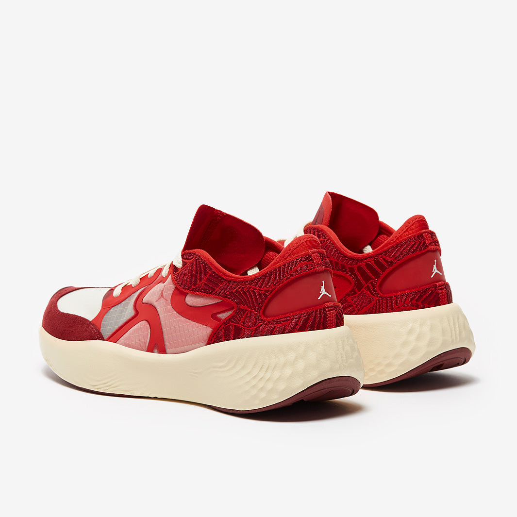 Womens Jordan Delta 3 Low SE