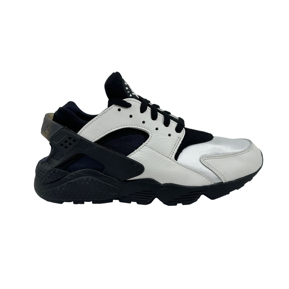 Nike Air Huarache White Black Mens Athletic Panda Sneaker