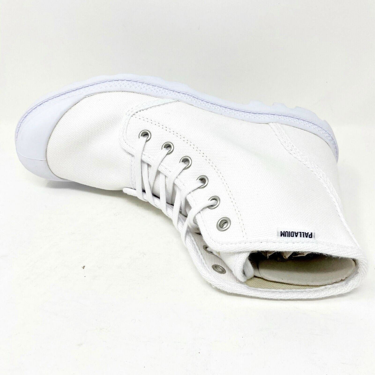 Palladium Pampa Hi Originale Triple White Womens Chukka Boots 75349 101