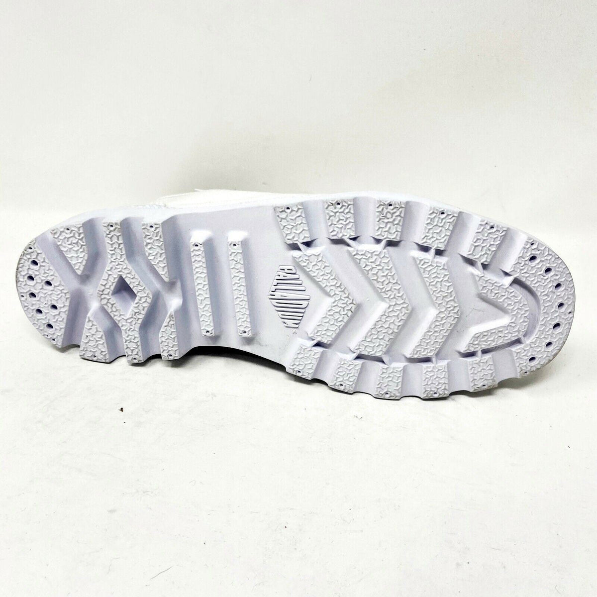 Palladium Pampa Hi Originale Triple White Womens Chukka Boots 75349 101