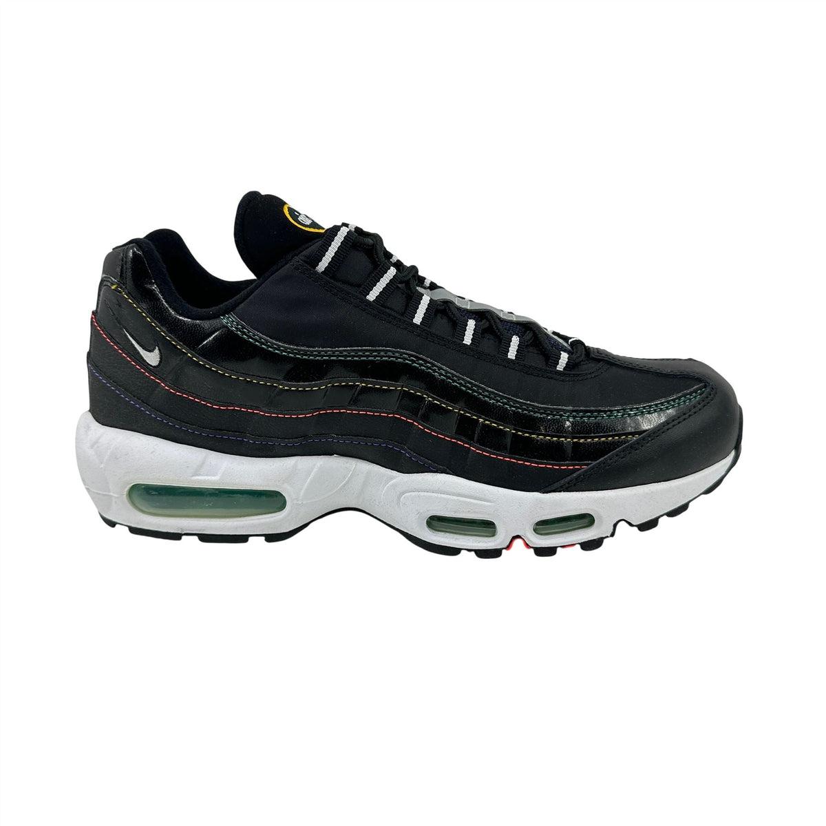 Nike Air Max 95 SE Black Flash Crimson Mens Athletic Sneaker