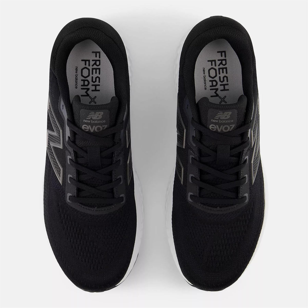 Women's Wide Fit New Balance MEVOZLK4 Running Trainers - Fresh Foam
