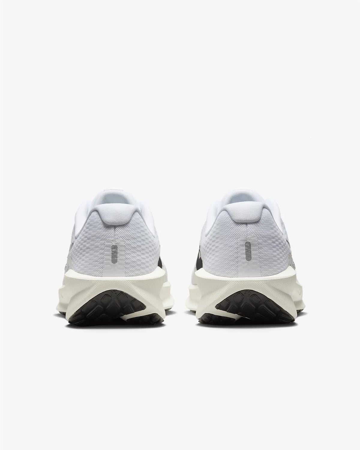 Women's Wide Fit Nike FZ3088-100 Downshifter 13 Trainers