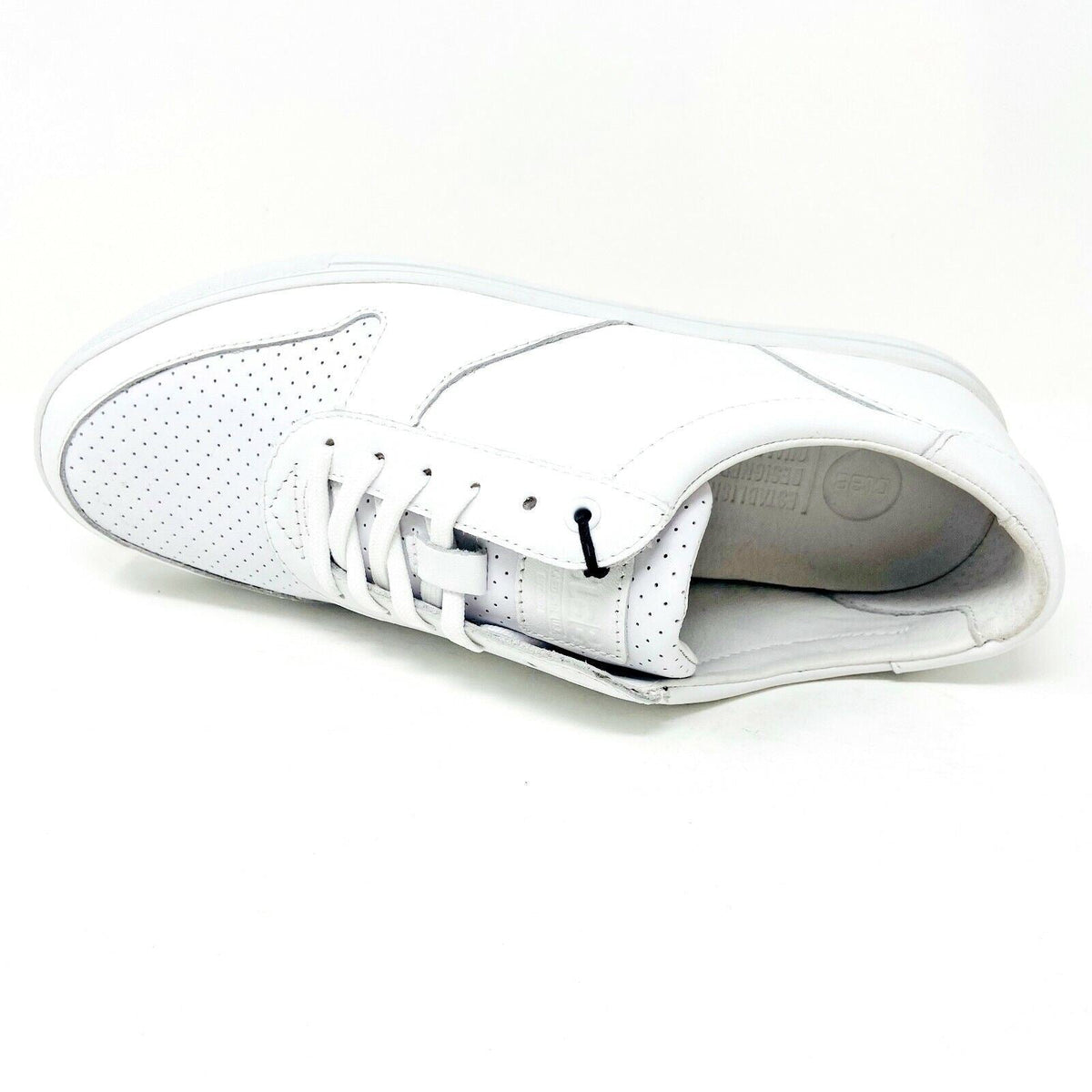 Clae Gregory SP White Leather Mens Size 7 Premium Sneakers
