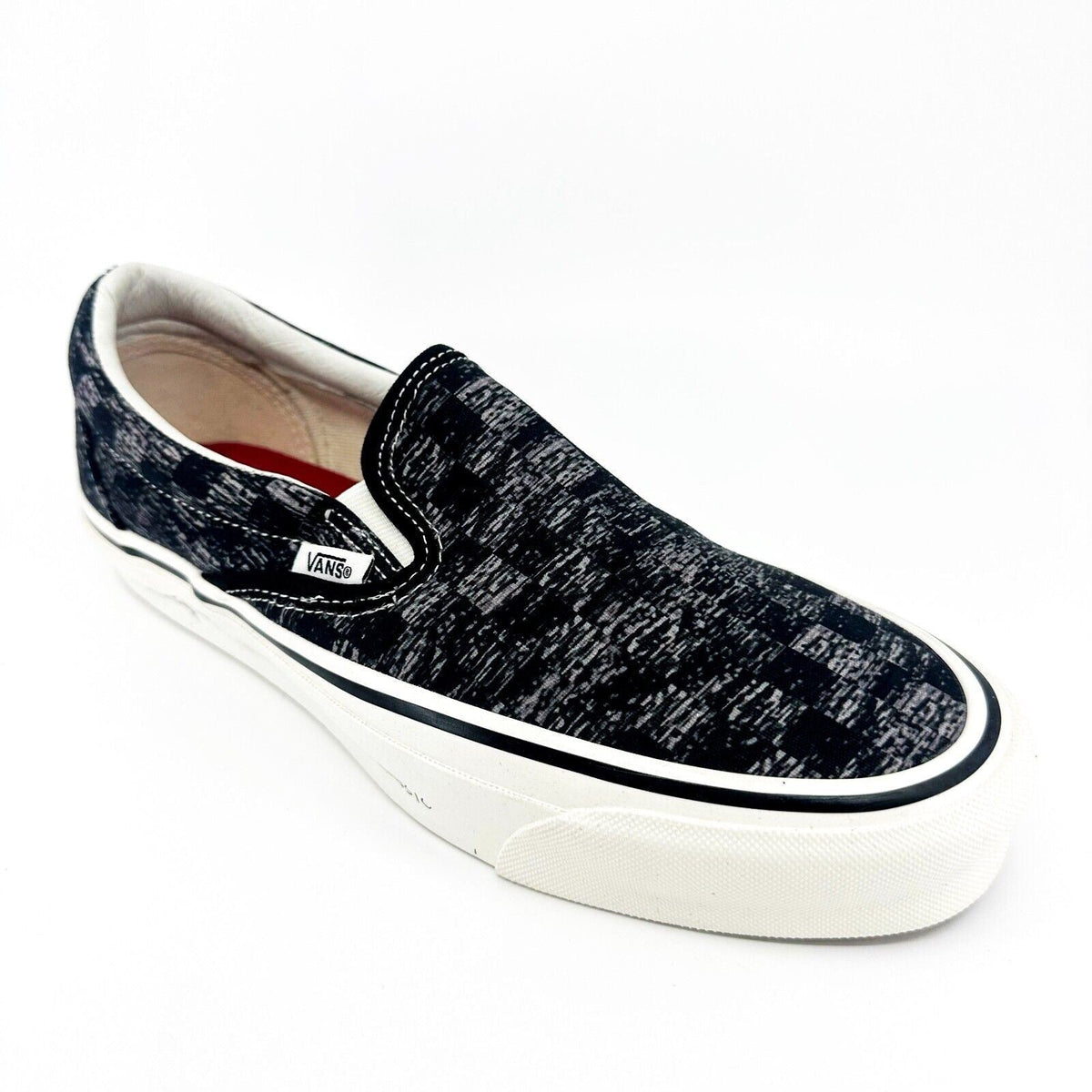 Vans Vault OG Classic Slip On (Jim Goldberg) Tv Static Black White Mens Sneakers
