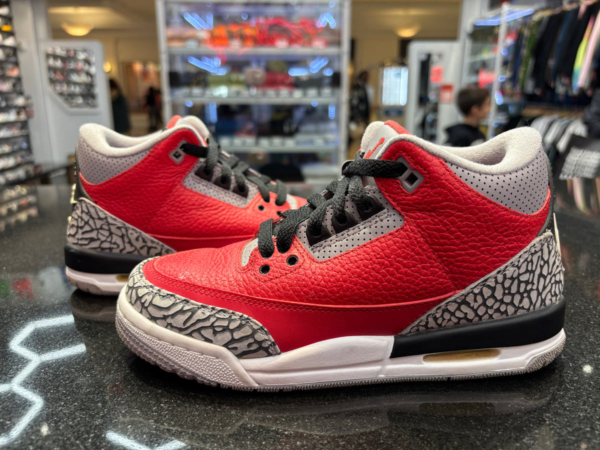 PRE OWNED Air Jordan Retro 3 "Red Cement" GS