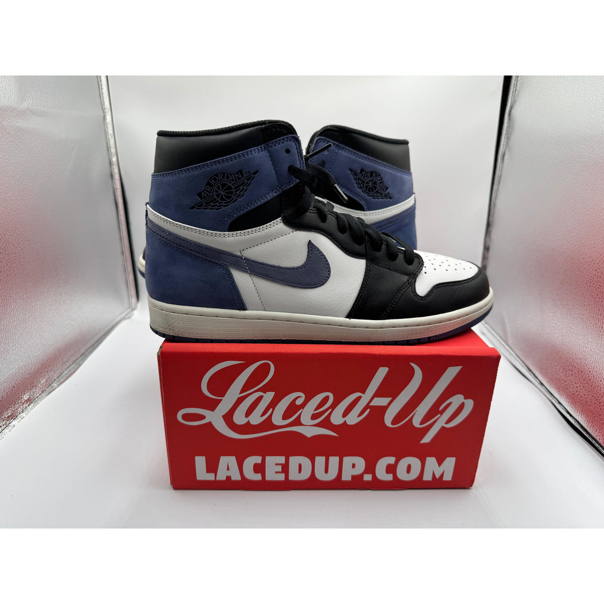 Pre Owned Jordan 1 Retro High Blue Moon