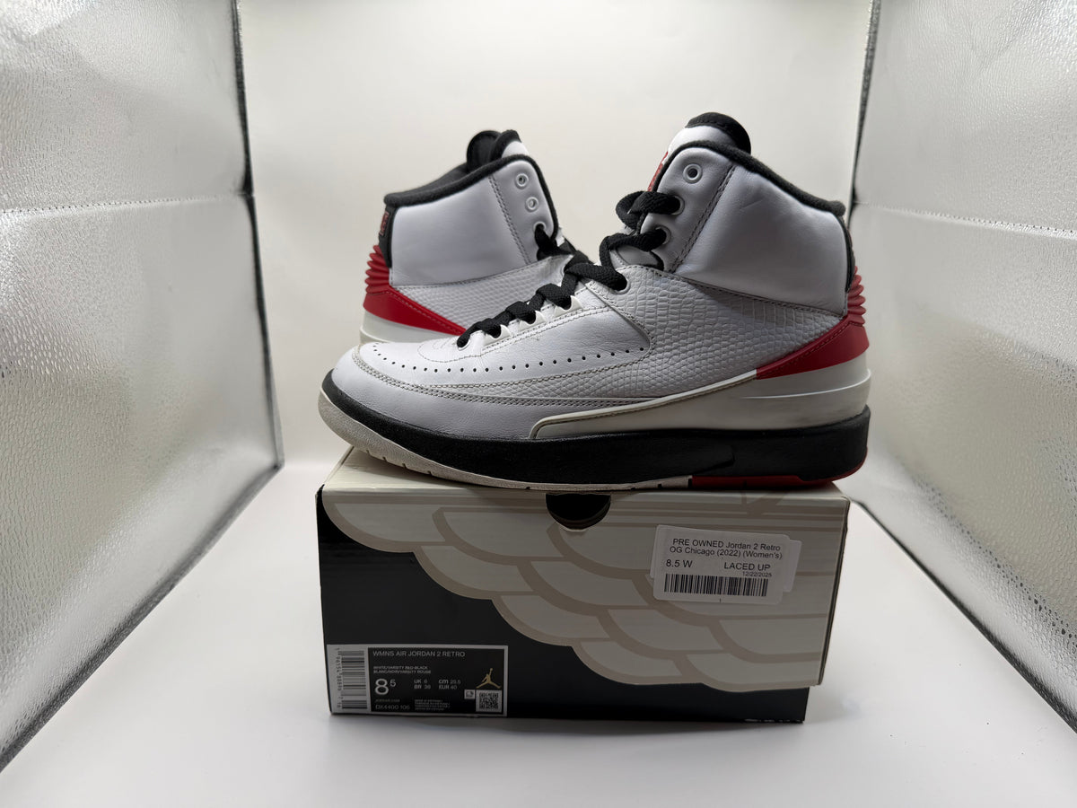 PRE OWNED Jordan 2 Retro OG Chicago (2022) (Women's)