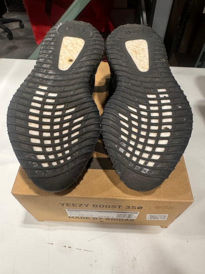 PRE OWNED adidas Yeezy Boost 350 V2 Dazzling Blue