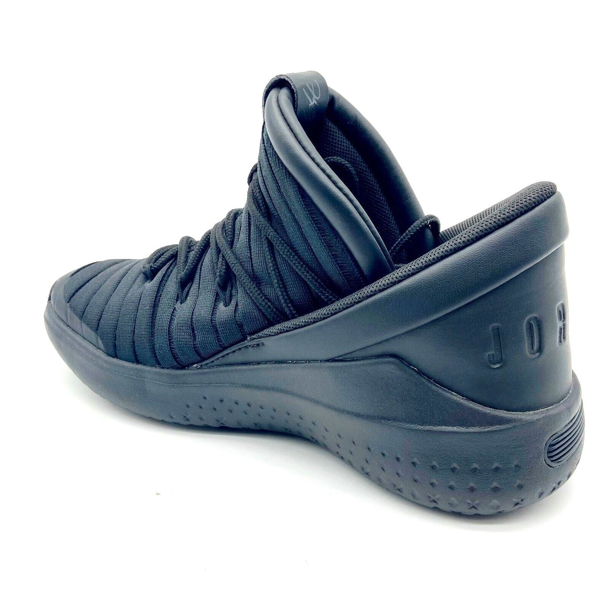 Jordan Flight Luxe OG Black Anthracite Kids Size 4 Basketball Shoes 919716 011
