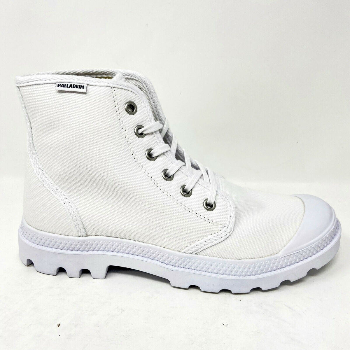 Palladium Pampa Hi Originale Triple White Womens Chukka Boots 75349 101