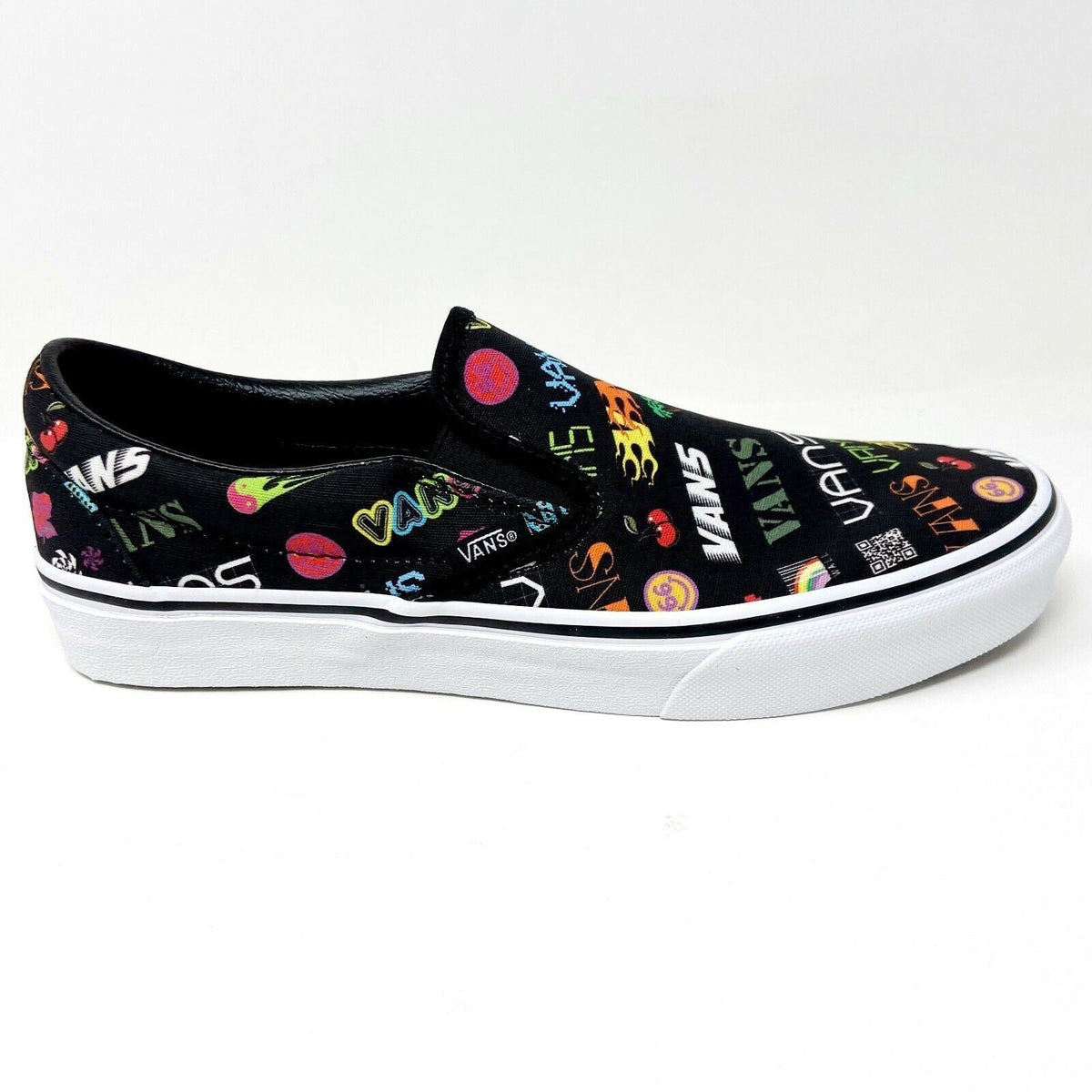 Vans Classic Slip On (Disruptive) Black True White Mens Casual Shoes