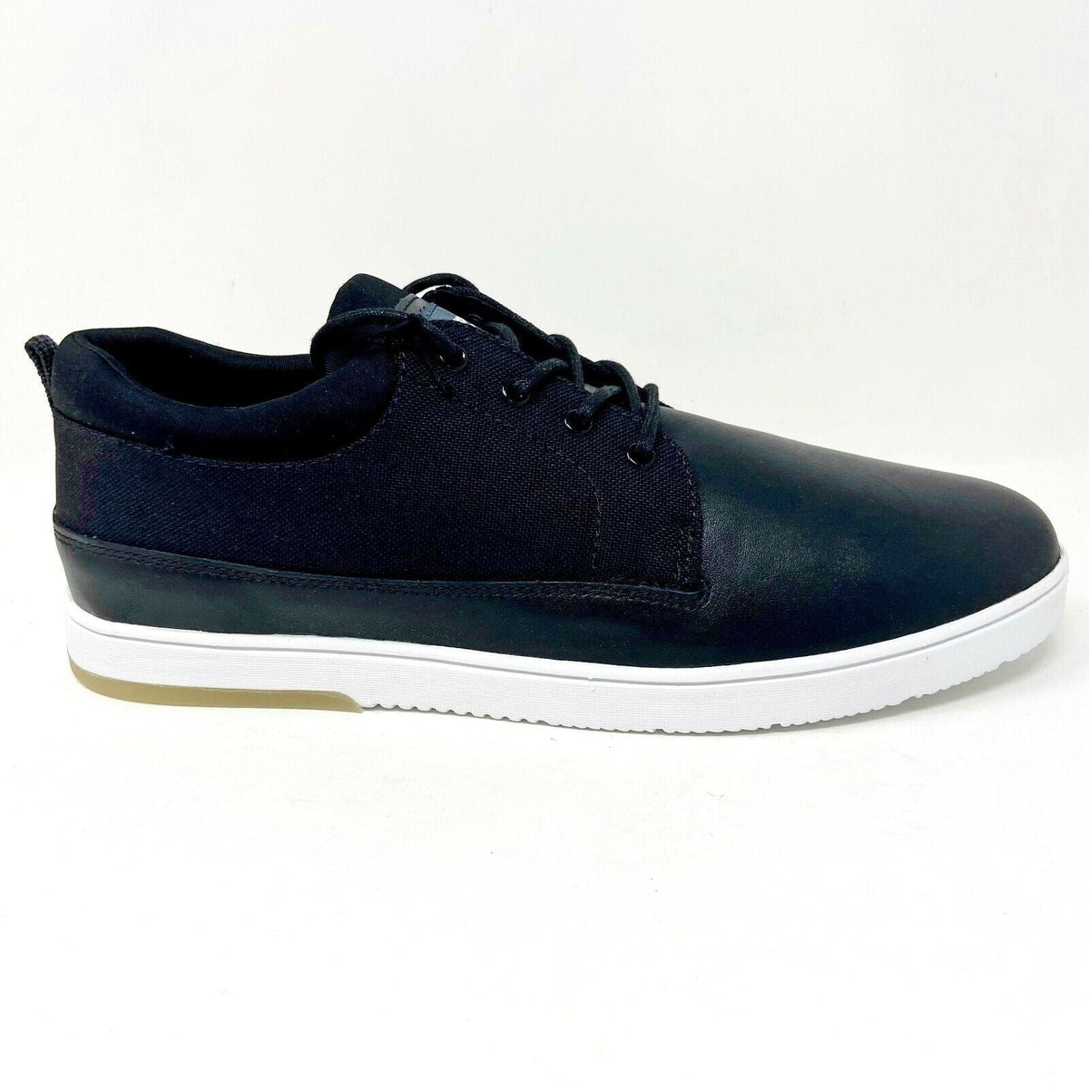 Clae Gordon Black Ballistic Mens Size 10 Premium Casual Sneakers