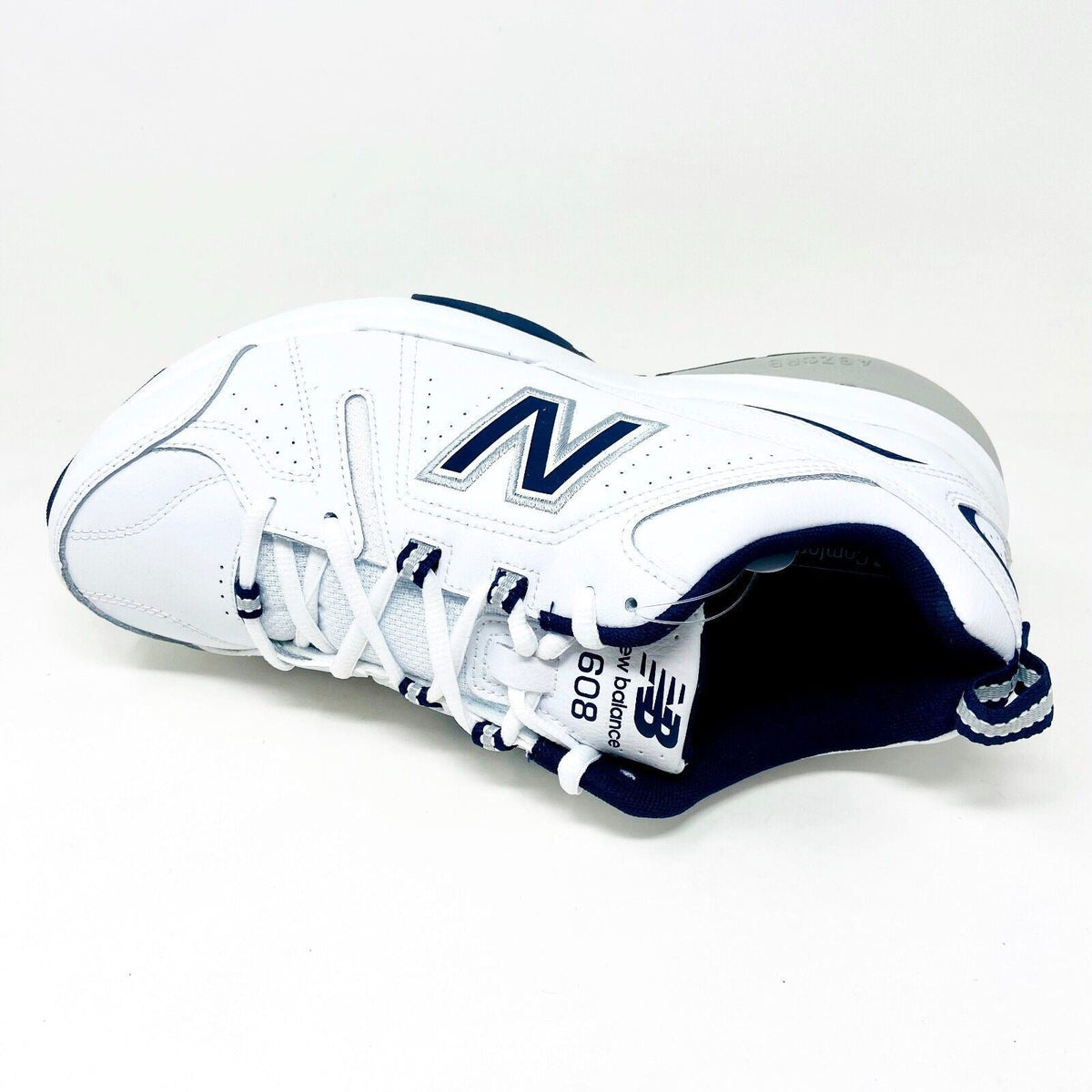 New Balance 608 White Navy Mens Casual Comfort Training Sneaker Shoes MX608V5