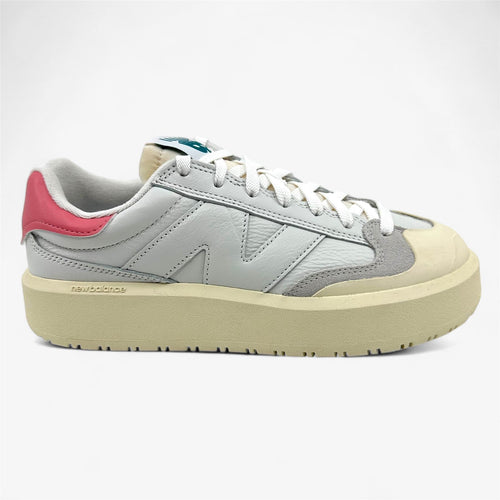 New Balance 302 White Natural Pink Mens Size 7.5 Athletic Sneaker